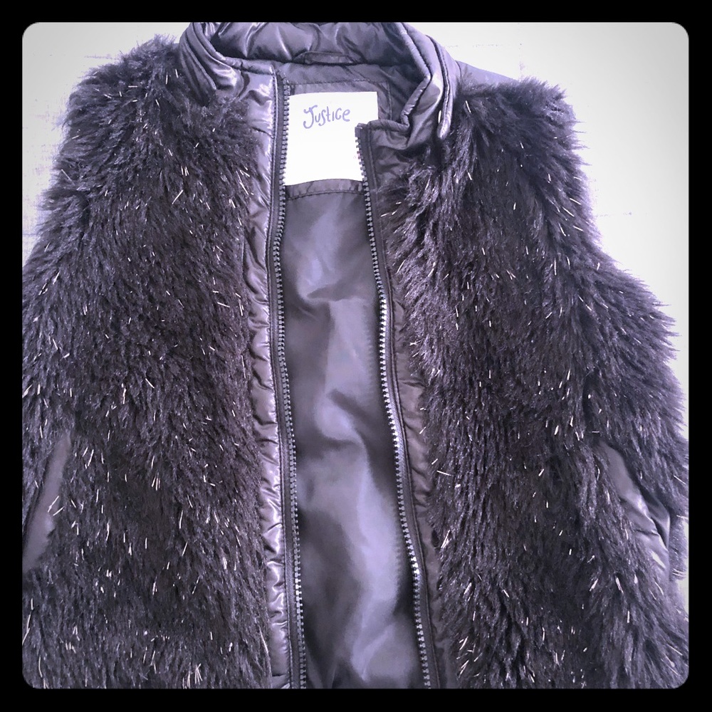 GIRLS JUSTICE BLACK/SILVER VEST - SIZE 8